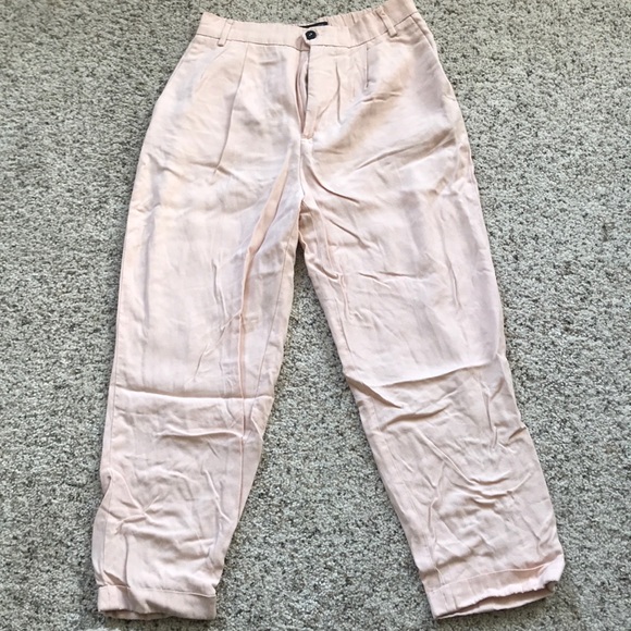 Beautiful pink Zara pants. - Picture 1 of 3